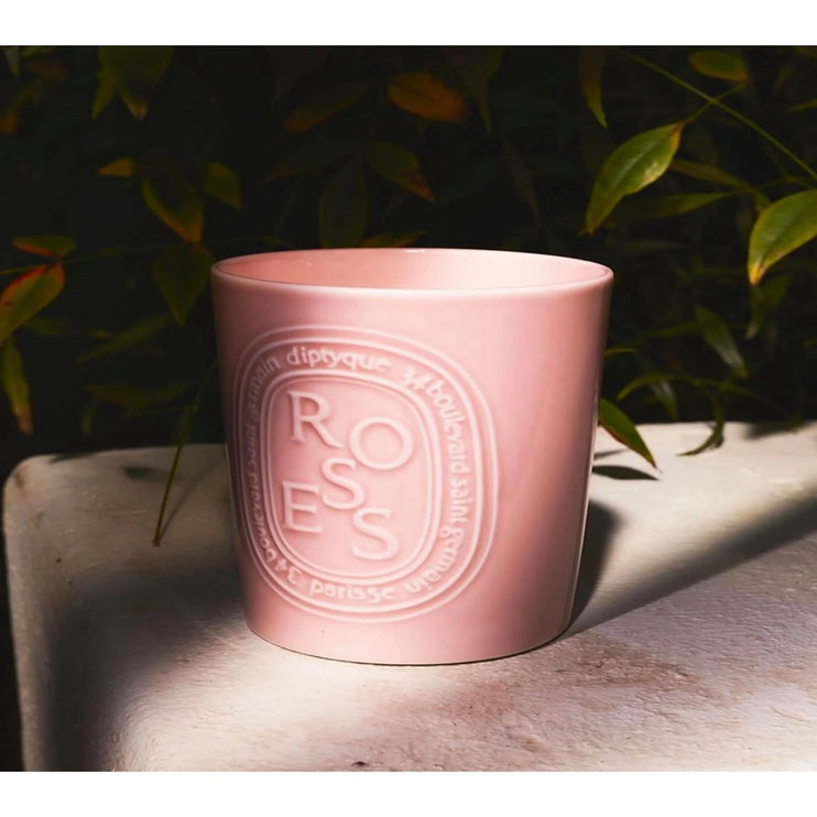 DIPTYQUE Roses Scented Candle 600 g - The Essence Avenue